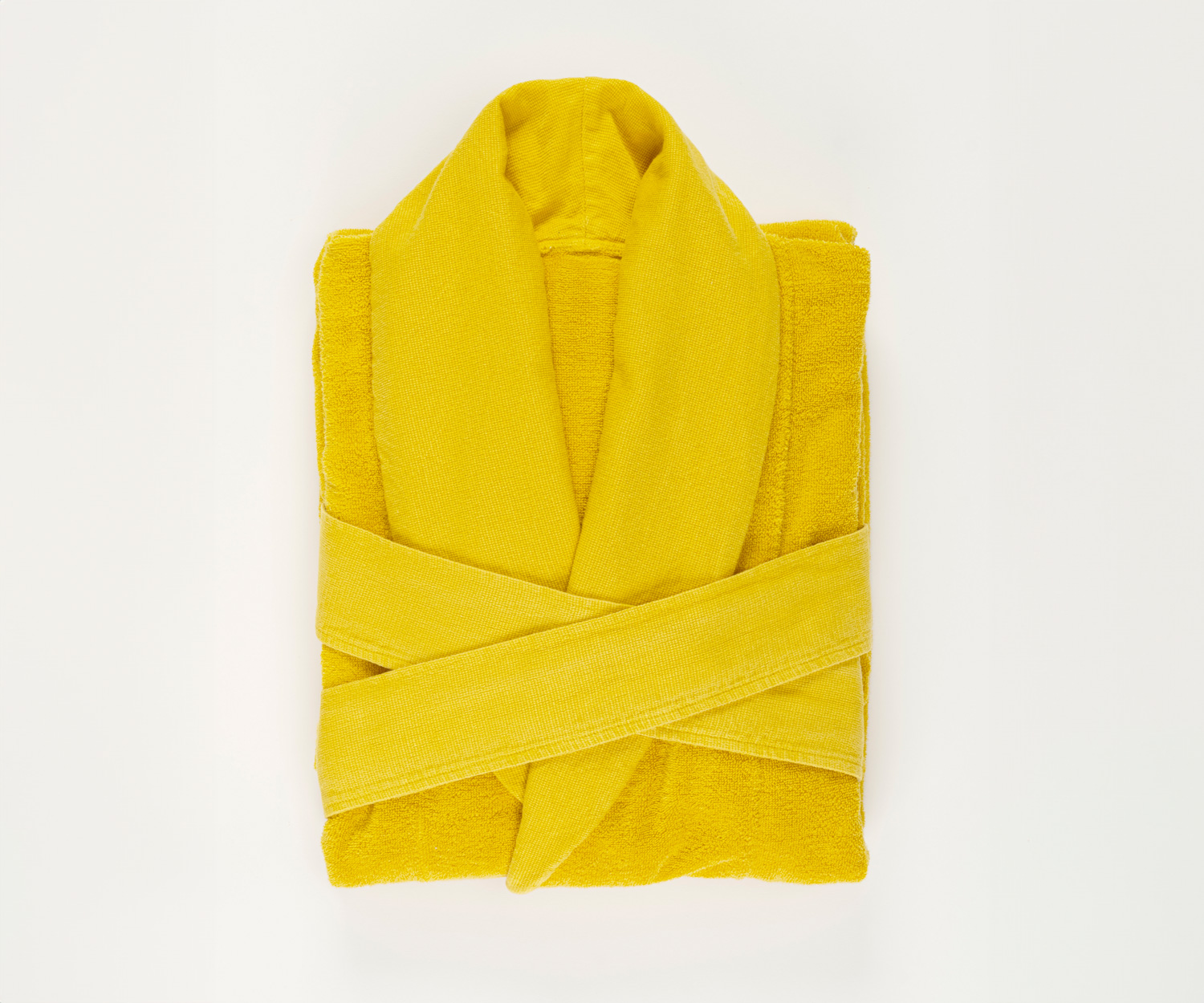 Abyss-AMIGO-ROBE-278-curcuma Abyss Albornoz AMIGO 278 curcuma