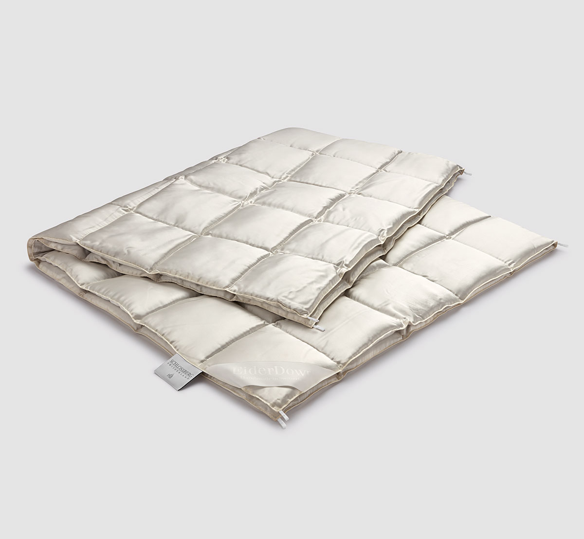 Schlossberg_Decke_Duc_Silk Relleno nórdico de seda DUC de Schlossberg - superligero