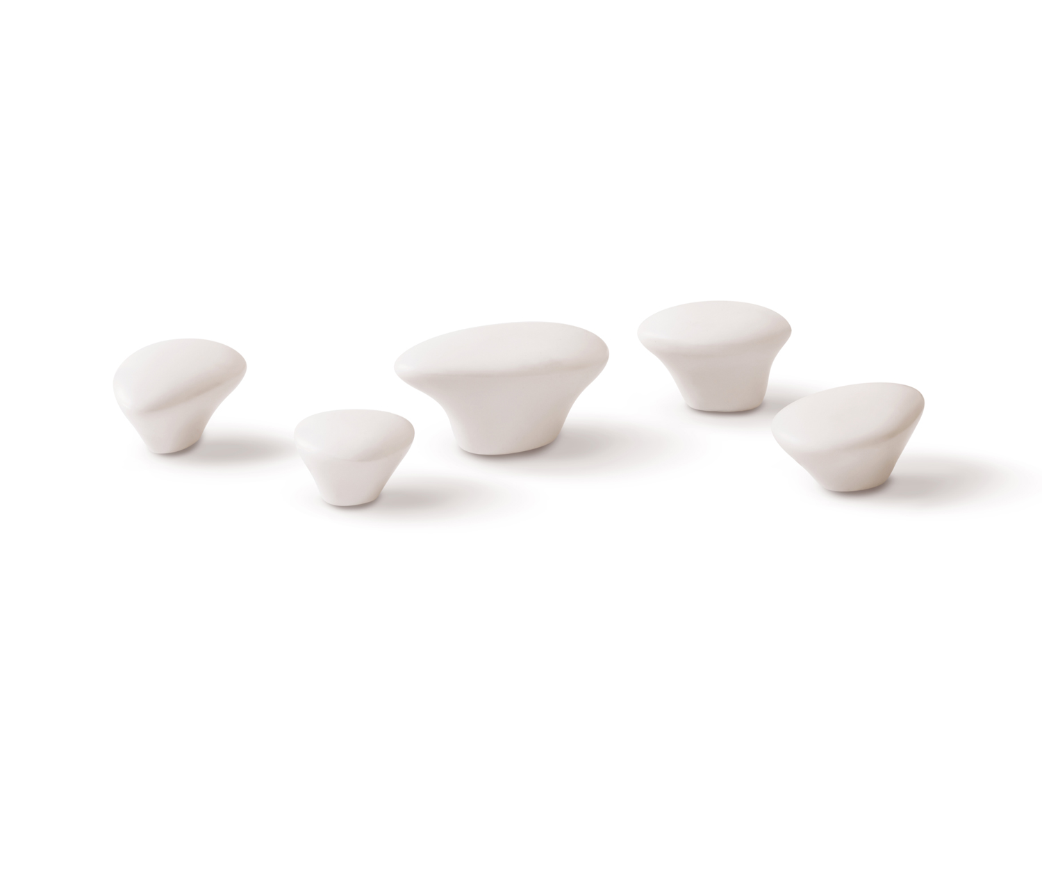 MAOMI-HOOKS-I-Set-of-5-oval-white MAOMI-HOOKS-I-Set-of-5-oval-white