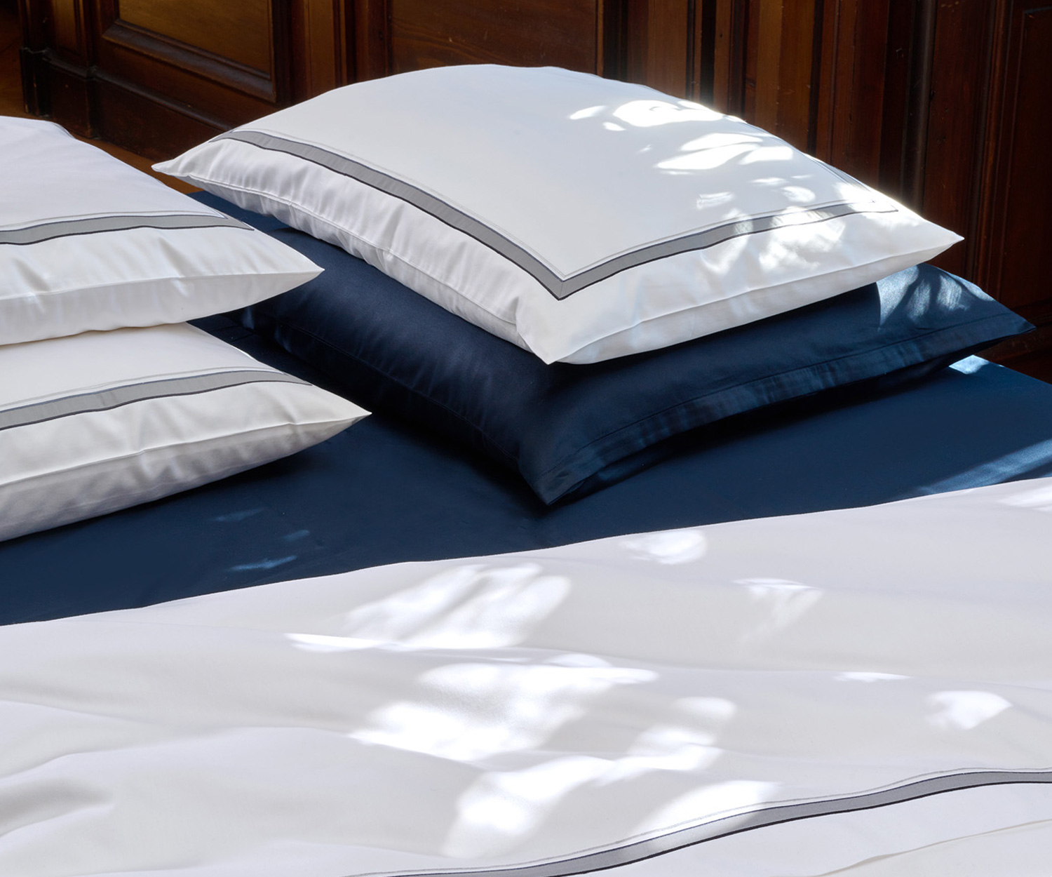 Fischbacher_Bettwaesche_Prisma_Liferstylem1AdRrEDlVJ70 Ropa de cama PRISMA LUXURY NIGHTS de Fischbacher - Satén