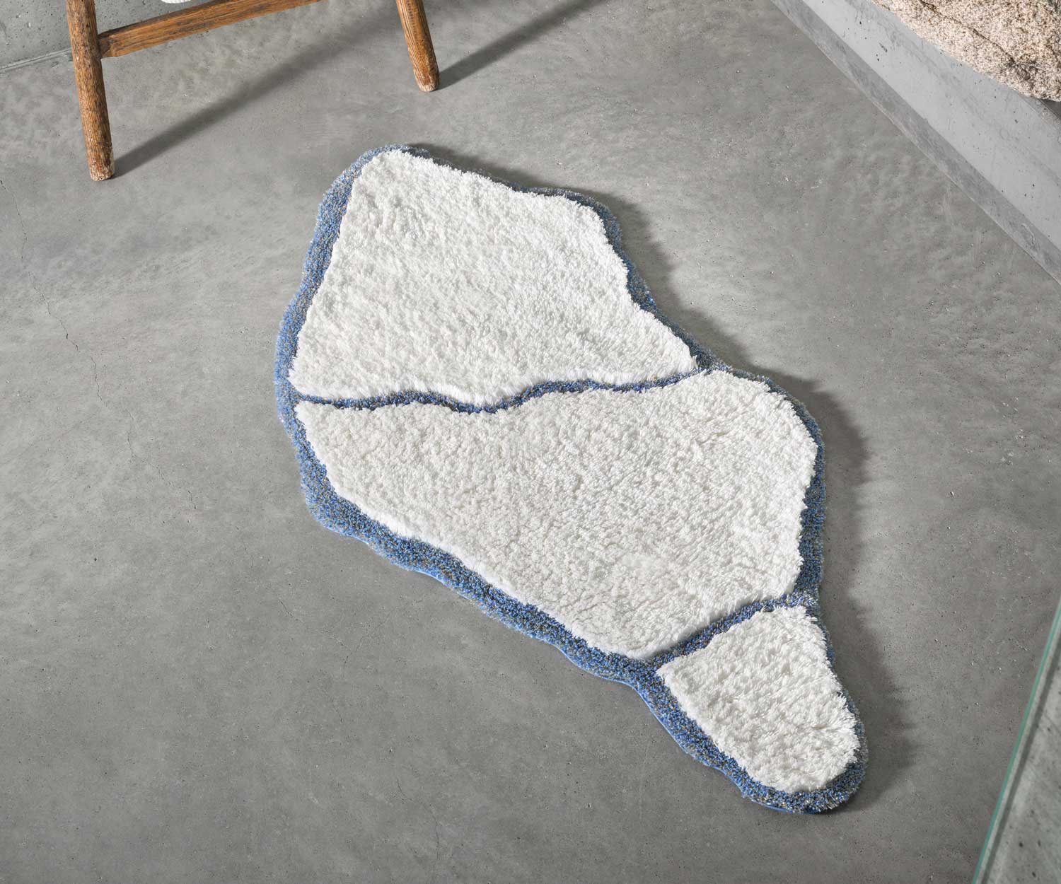 Abyss JESS bath rug powder blue 330