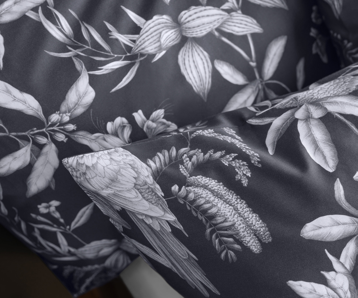 Schlossberg-bed-linen-CALYPSO-noir Schlossberg ropa de cama CALYPSO noir Satén