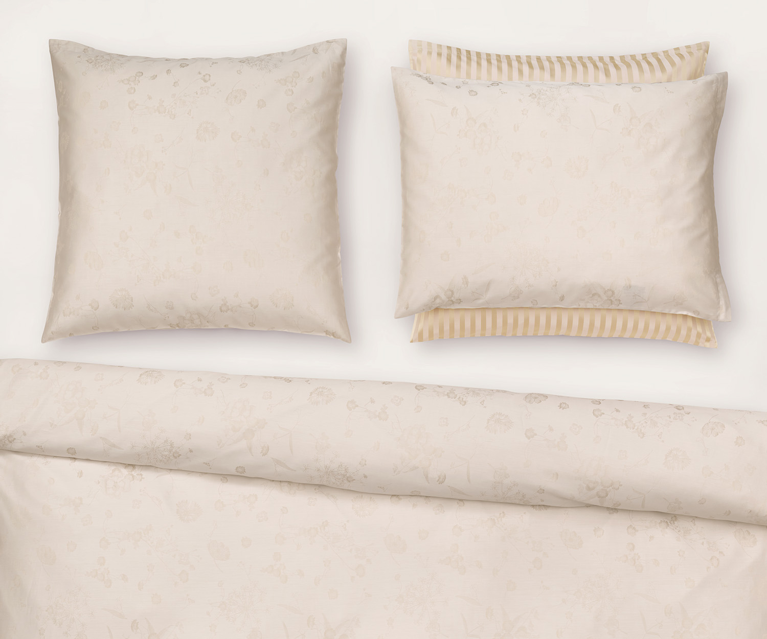 Fischbacher bed linen JACQUARD FIORI PASTELLO col. E28.207 ivory