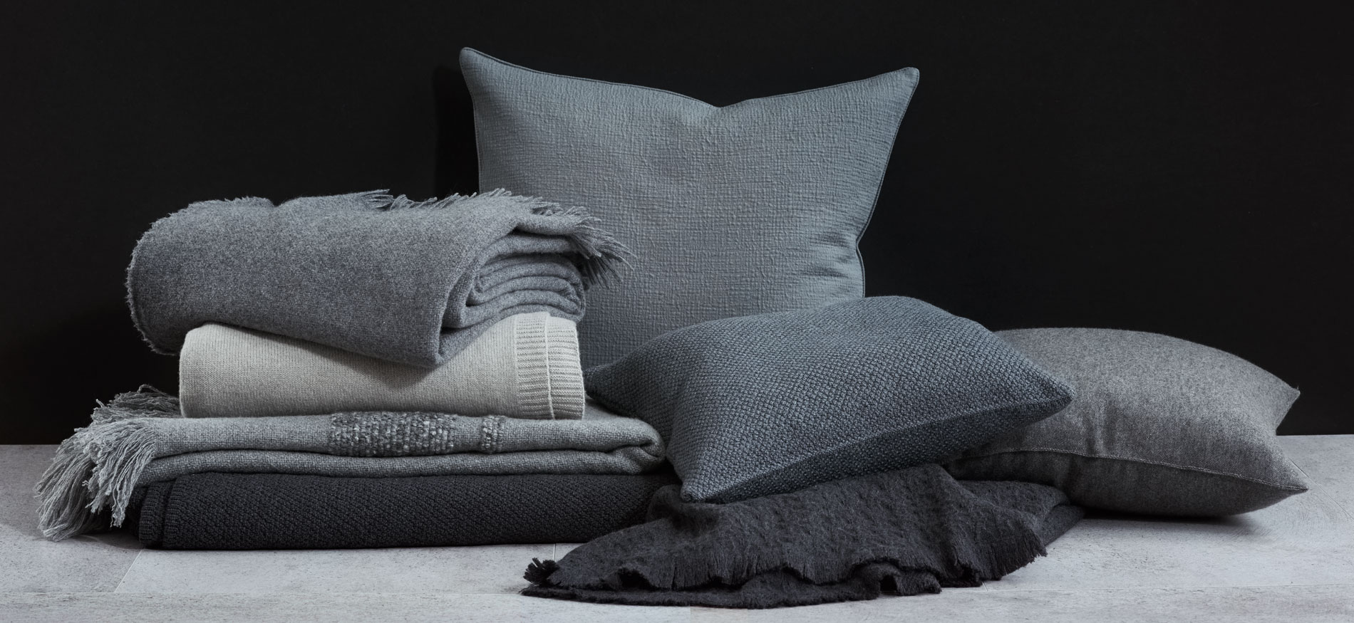 LUIZ-tuch-Grace-Grau-03