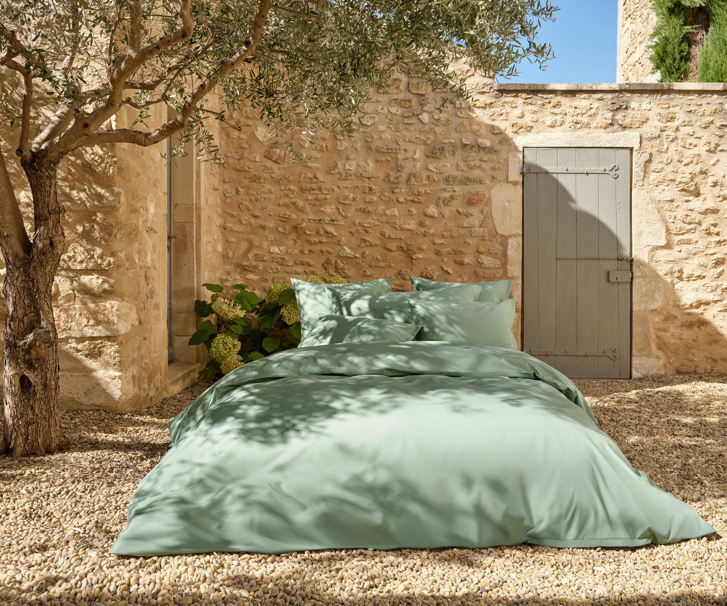 Schlossberg_SS25_BEN-leaf_HeroShot Schlossberg bed linen BEN col. leaf