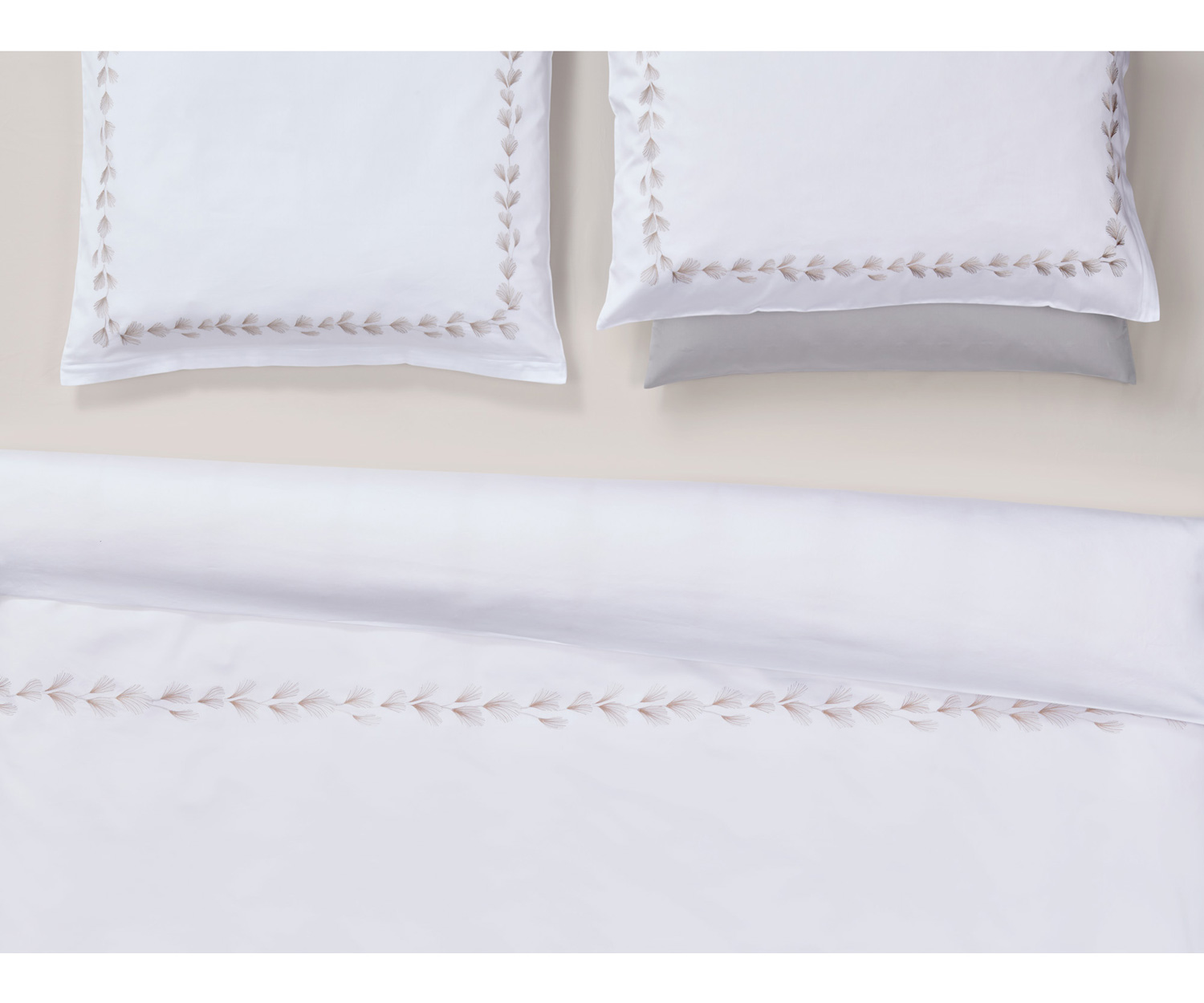 Fischbacher-Bettwaesche-Foglia-Set Ropa de cama FOGLIA Luxury Nights de Fischbacher - Satén