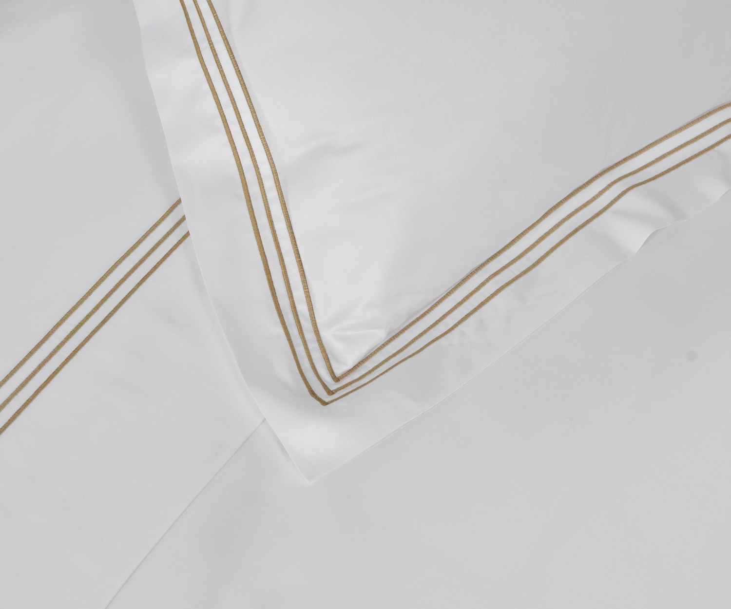 CElso-de-Lemos-RAM-detail Celso de Lemos RAM Satin Bettwäsche Bourdon bestickt