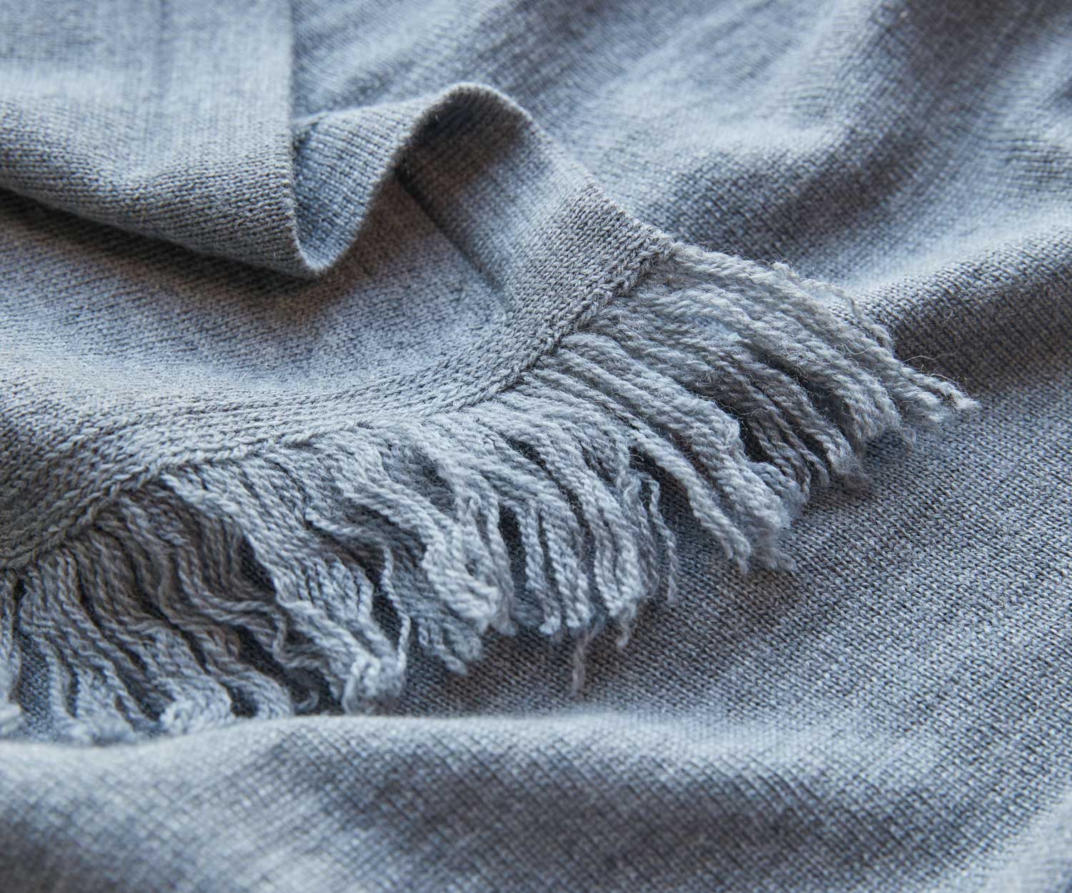 Luiz_Plaid_Cloth-II-C-LUIZ-Peter-Fehrentz Manta CLOTH II de Luiz │6 colores