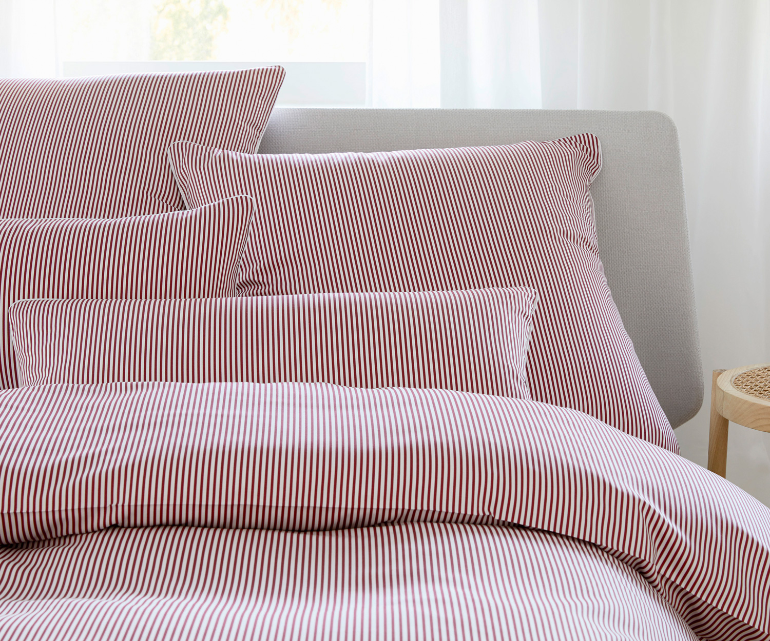 Elegante-2460-1Milieu HAMBURGER STREIFEN ropa de cama col. burdeos