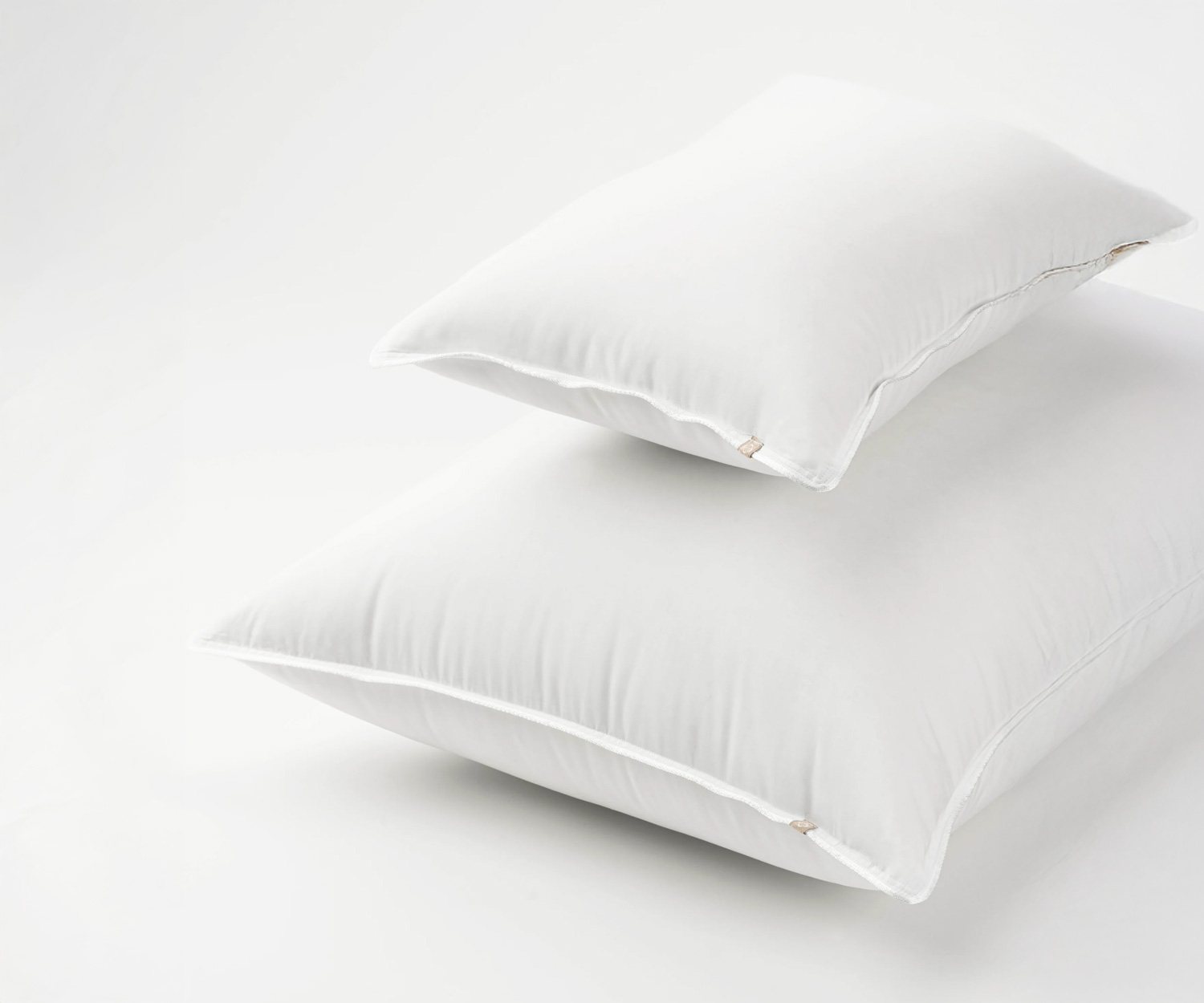 Celso de Lemos FORMOSA down pillow – medium