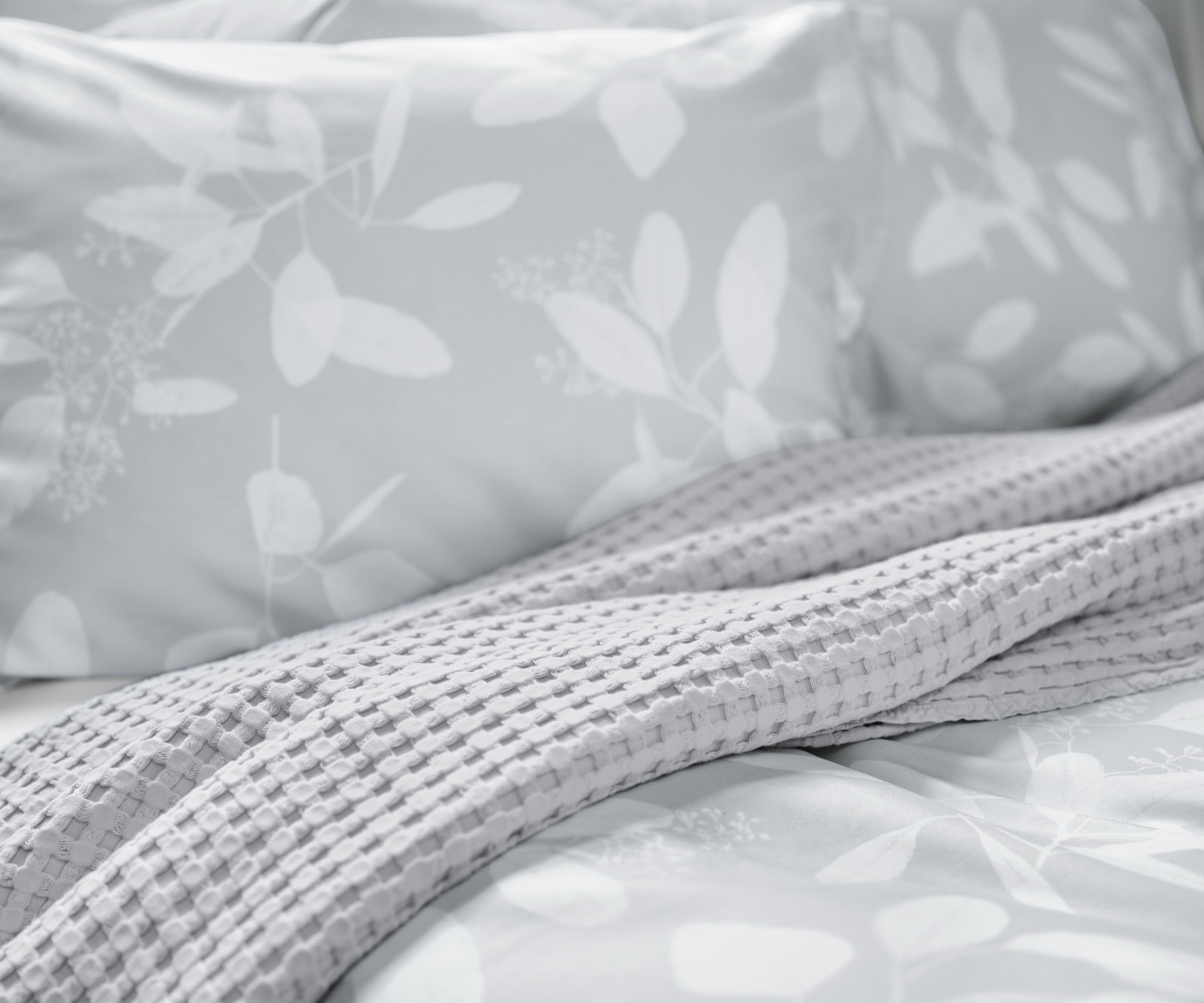Schlossberg OMEO gris bed linen Organic-Satin