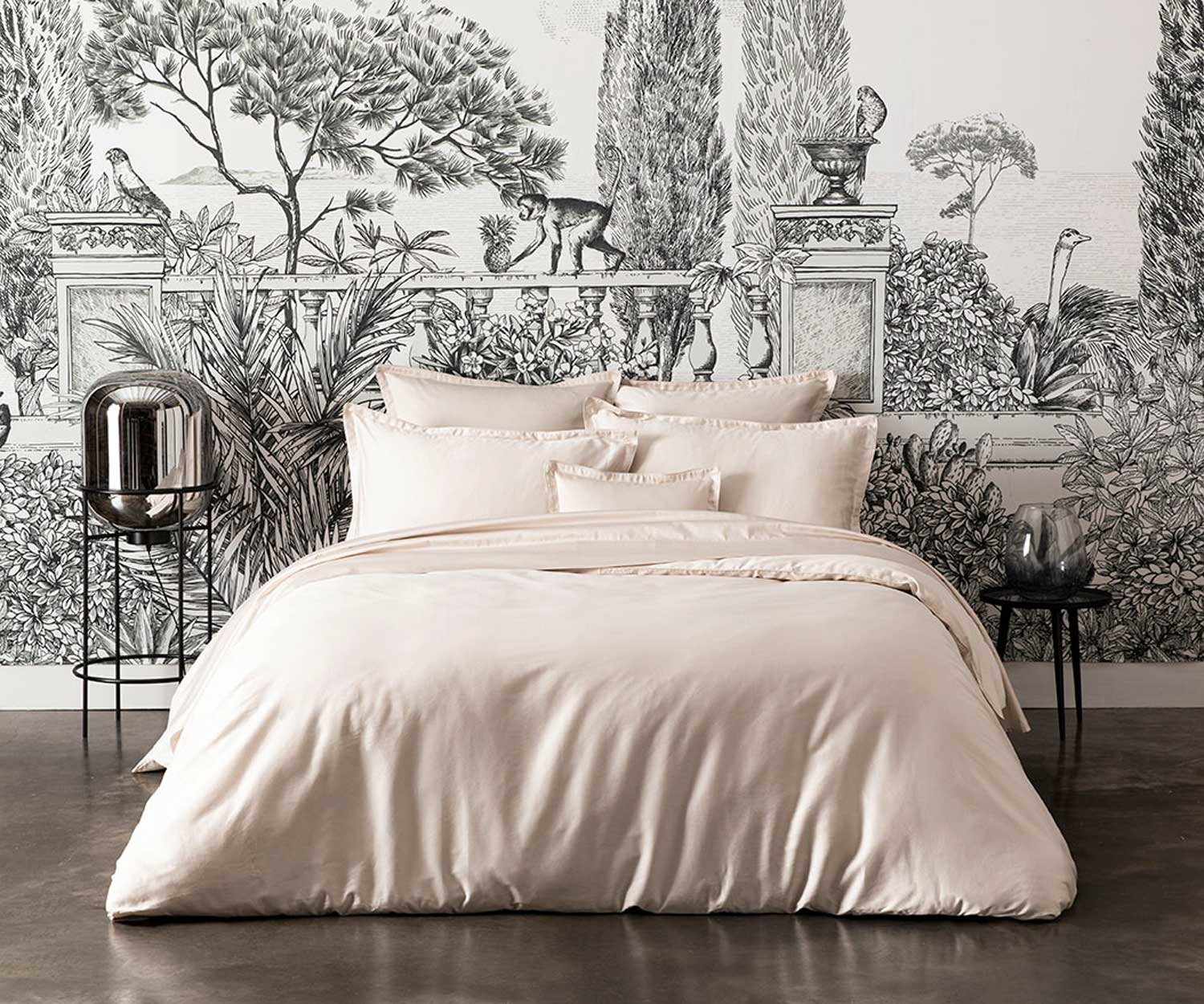 Alexandre_Turpault_Bettwaesche_TEOPHILE_lune_Lifestyle Alexandre Turpault Bettwäsche TEOPHILE LUNE