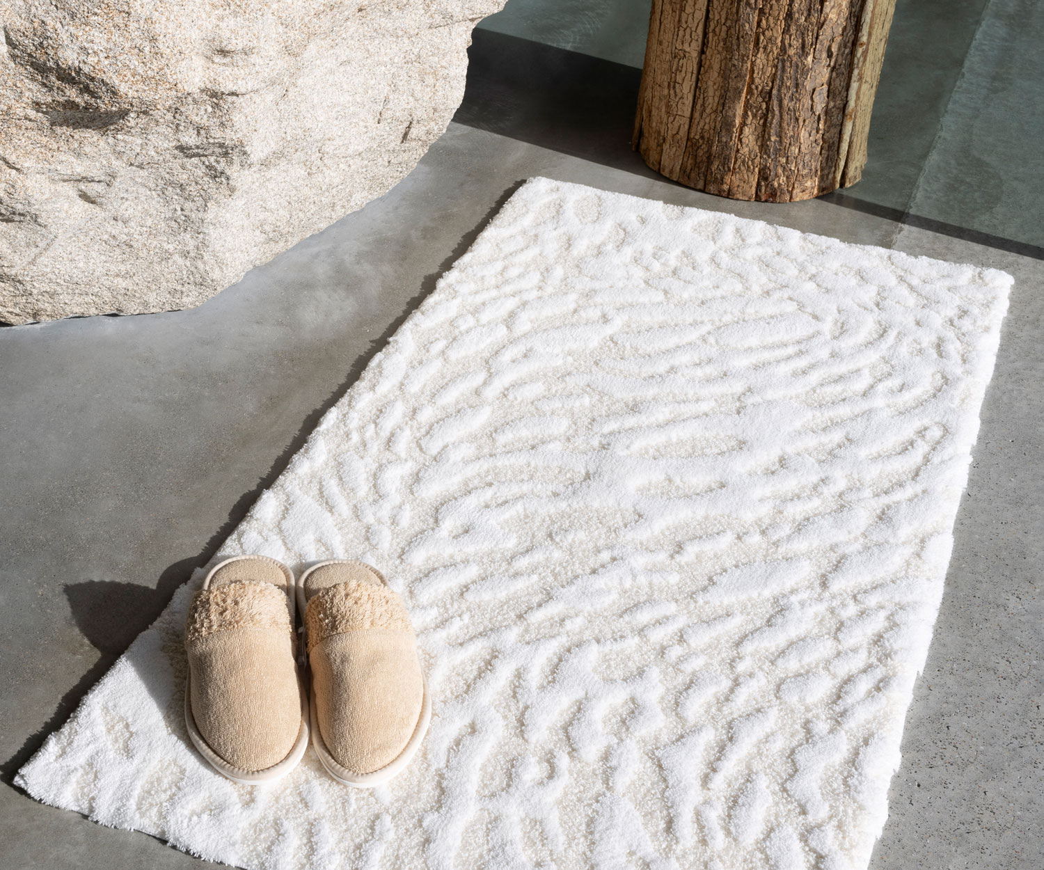 Abyss-FLOW-teppich Abyss FLOW bath rug col. 103 ivory