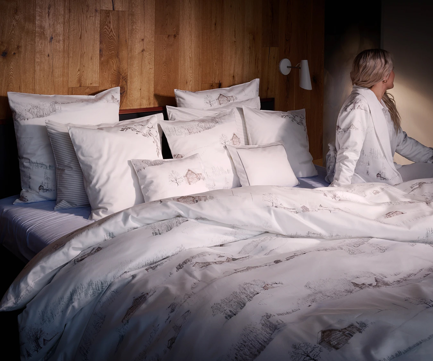 Fischbacher-Bettwaesche_White-Season_Lifestyle Fischbacher Ropa de cama WHITE SEASON de satén