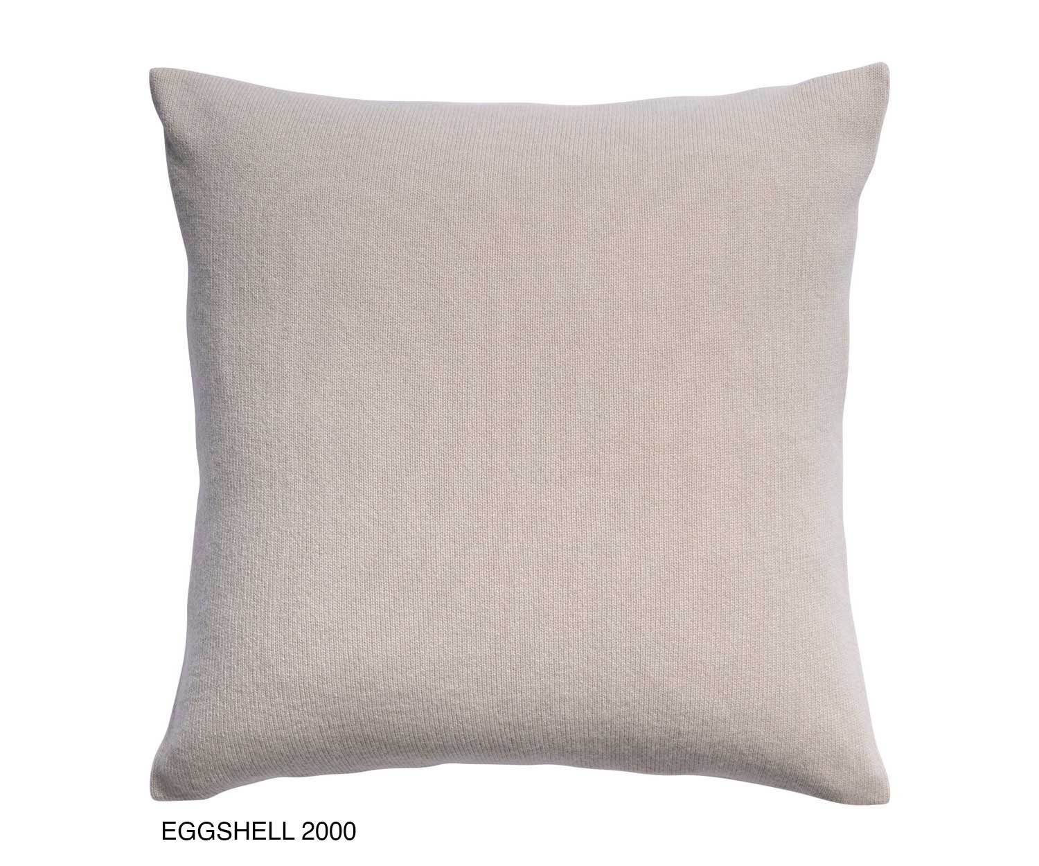 Luiz_Dekokissen_DreamII_2000_eggshell-C-LUIZ-Peter-Fehrentz Luiz Kissenbezug DREAM II eggshell 2000