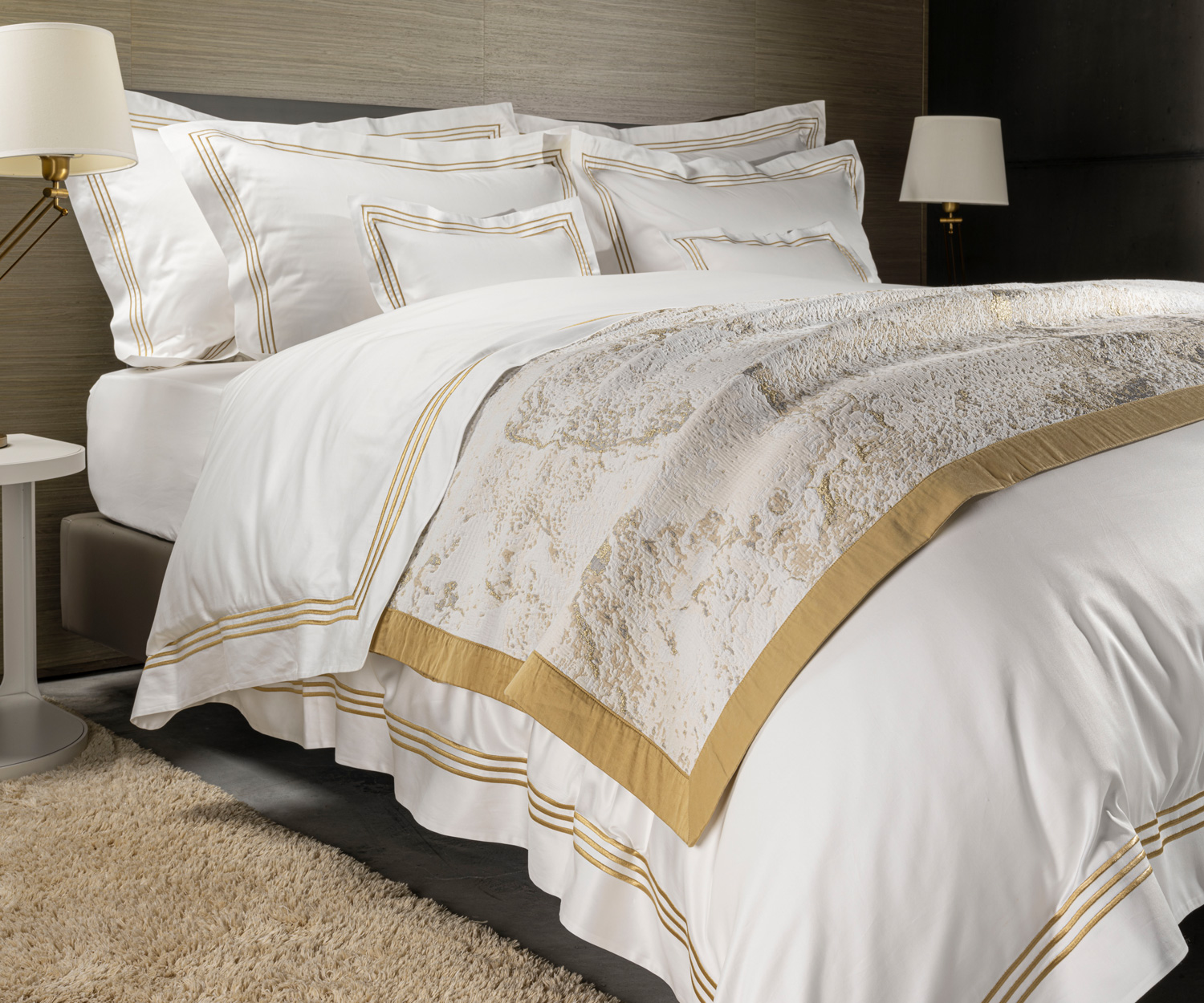 de-lemos_RAM_bed-linen Celso de Lemos RAM Satin Bettwäsche Bourdon bestickt