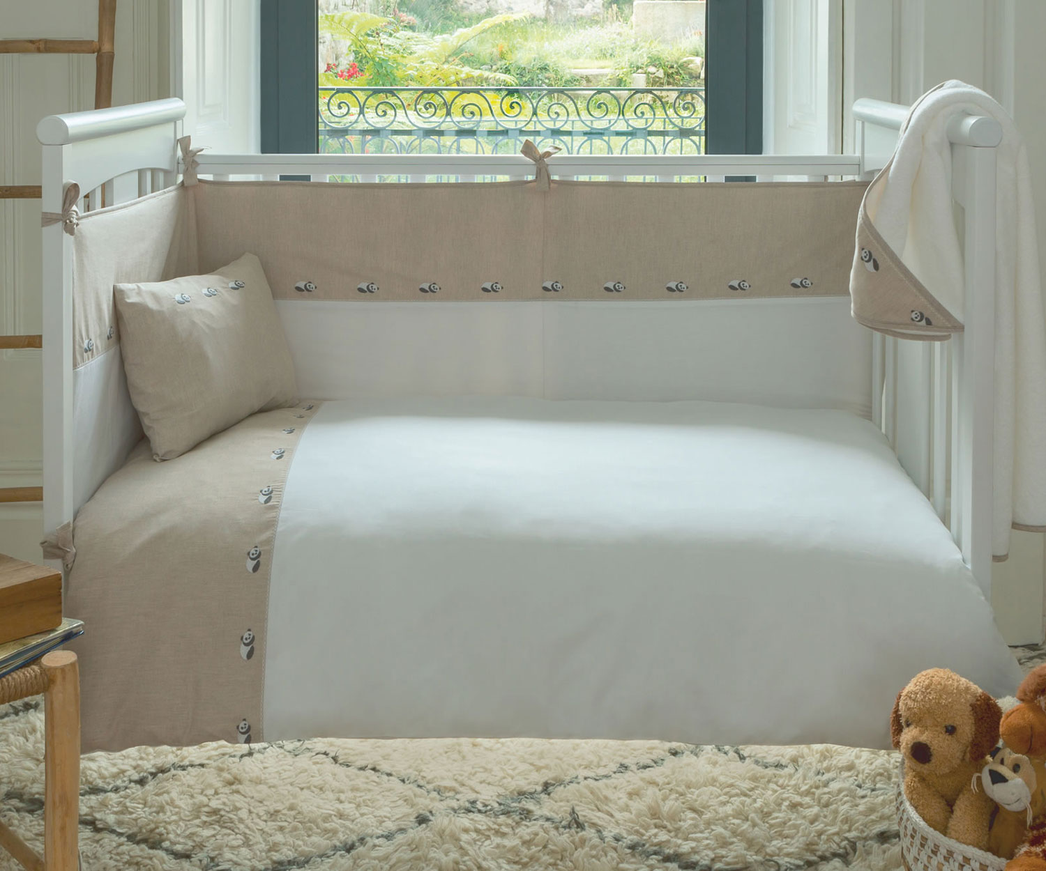 Bovi PANDA Kinderbettwäsche mit Stickmotiv