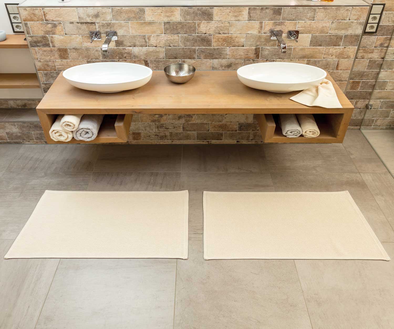 Rhomtuft-Badvorleger-Plain-Lifestyle Rhomtuft PLAIN - Bathrug 21 colors