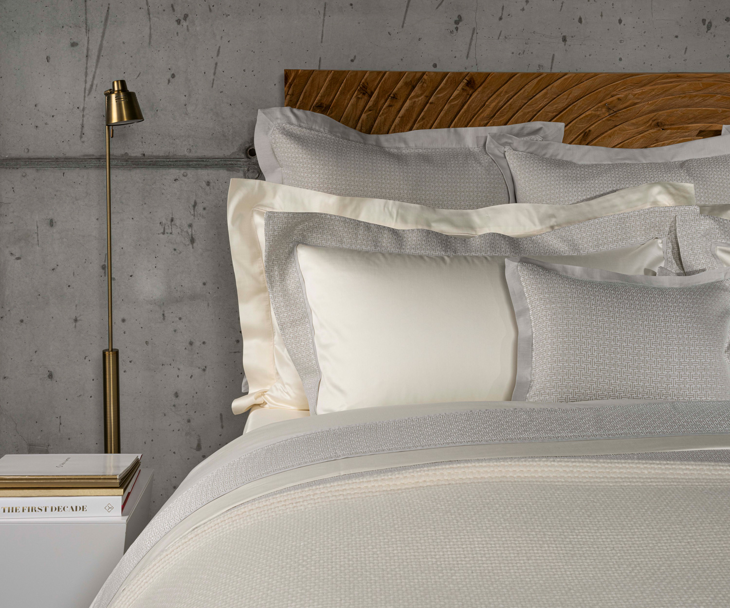 Celso-AVALON-740-Bettwaesche Celso de Lemos AVALON - Bettwäsche mit Stehsaum col. 740 glacier