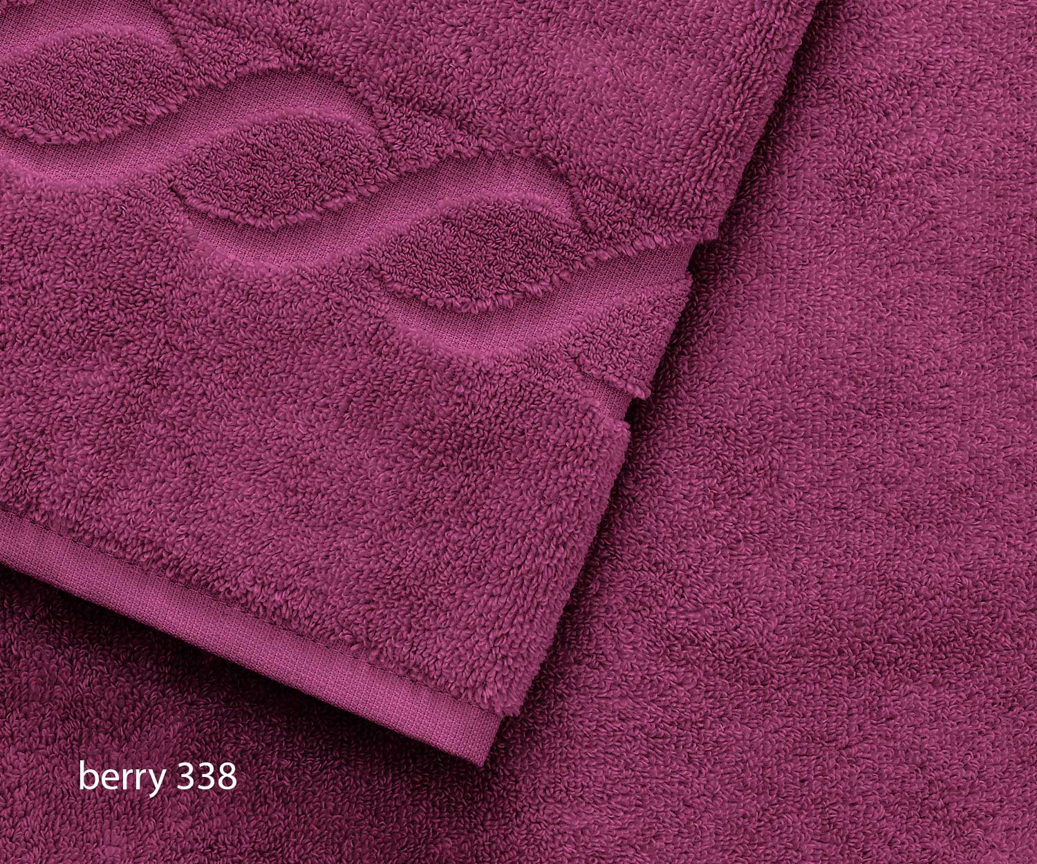 Fischbacher-Romance-handtuch-338-berry Toallas y alfombra de baño ROMANCE 450g - col. berry 338