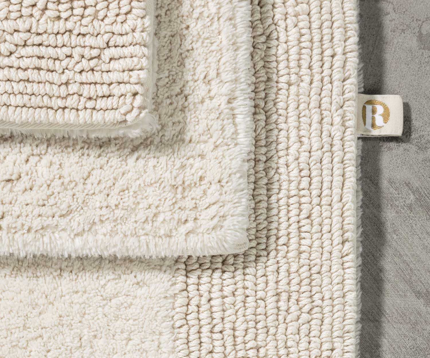 Rhomtuft-Detail-BW-Wunschprogramm Alfombras de baño de diseño Urban + Line - detalles