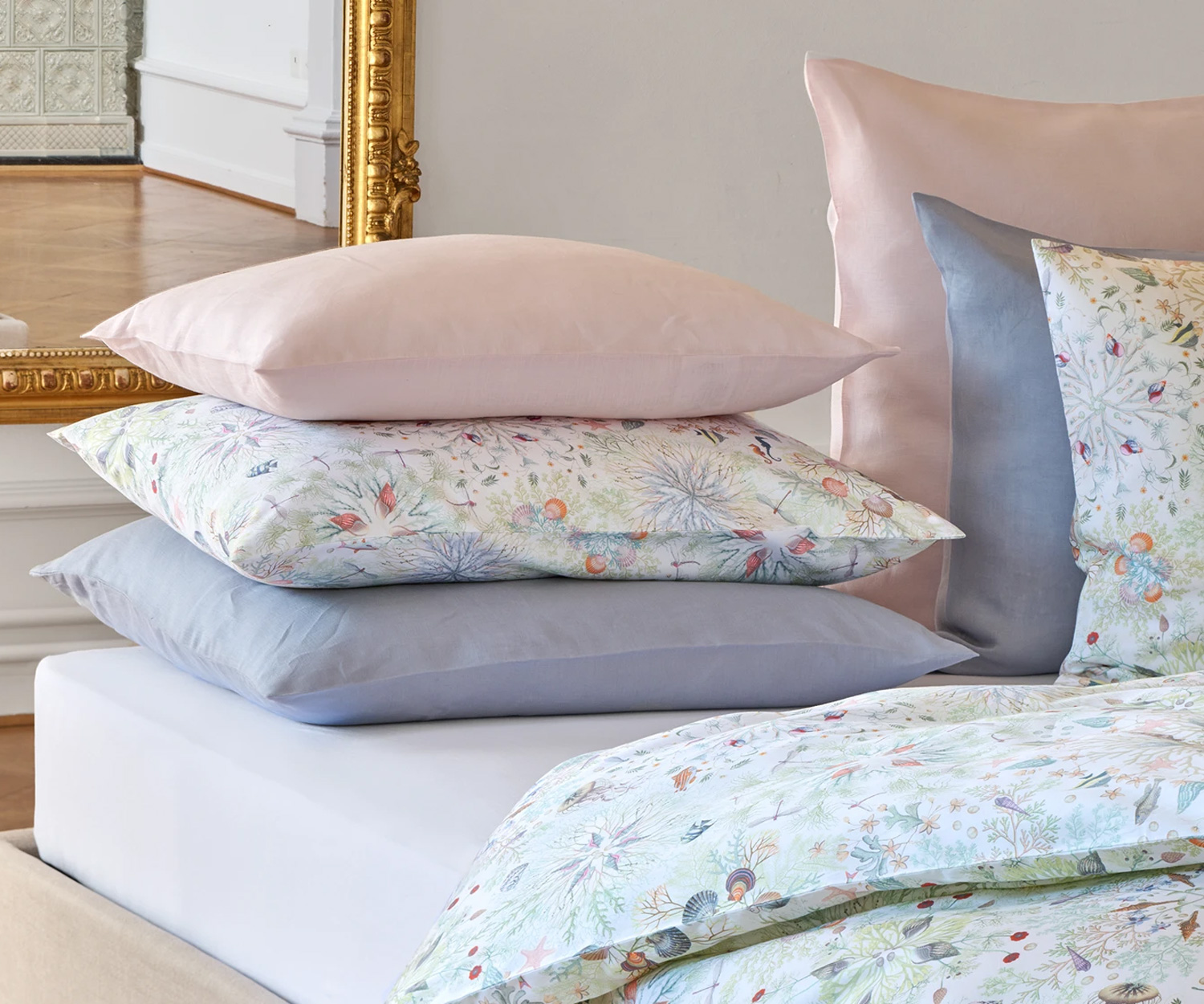 Fischbacher-Neptuna_Lifestyle_03 Fischbacher NEPTUNA Ropa de cama - Satén