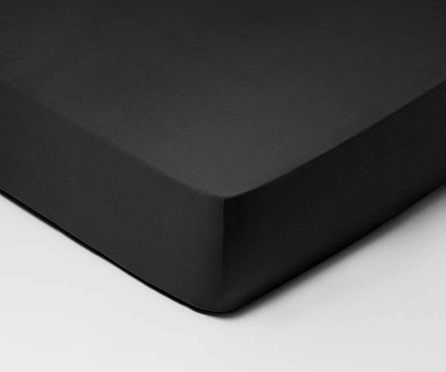 Schlossberg-Spannbettlaken-noir Schlossberg Topper SATIN UNI col. noir