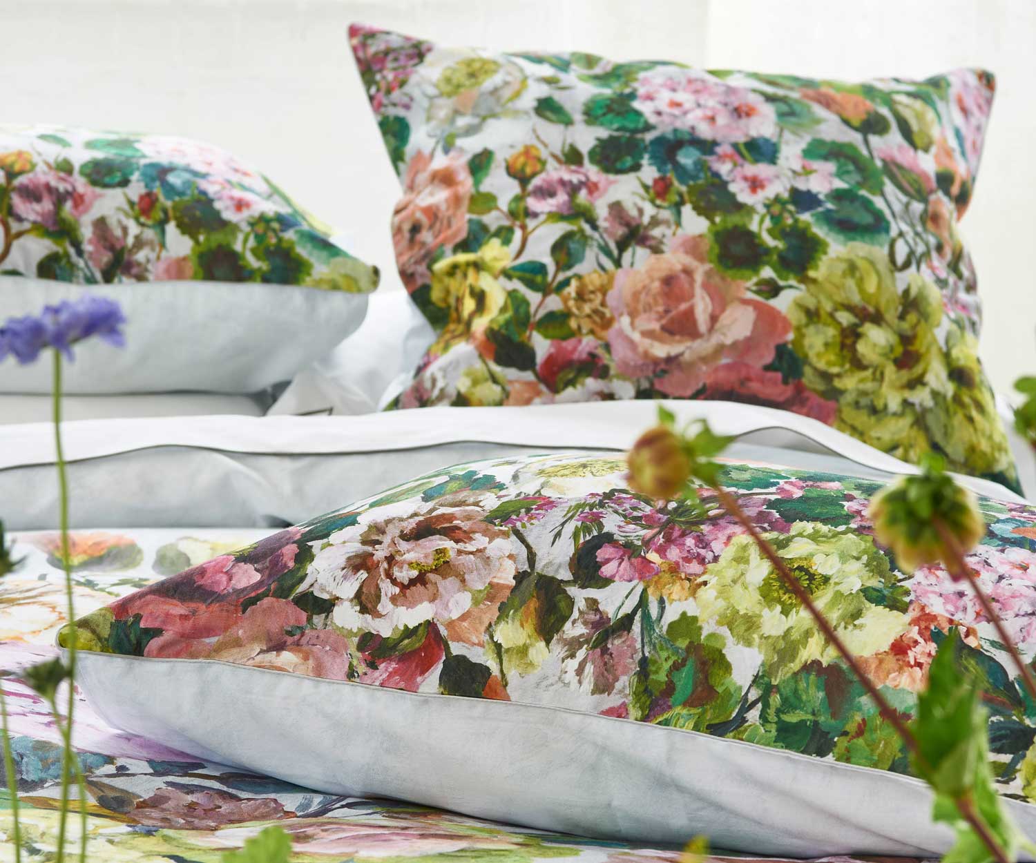 Designers Guild GRANDIFLORA bed linen - Satin