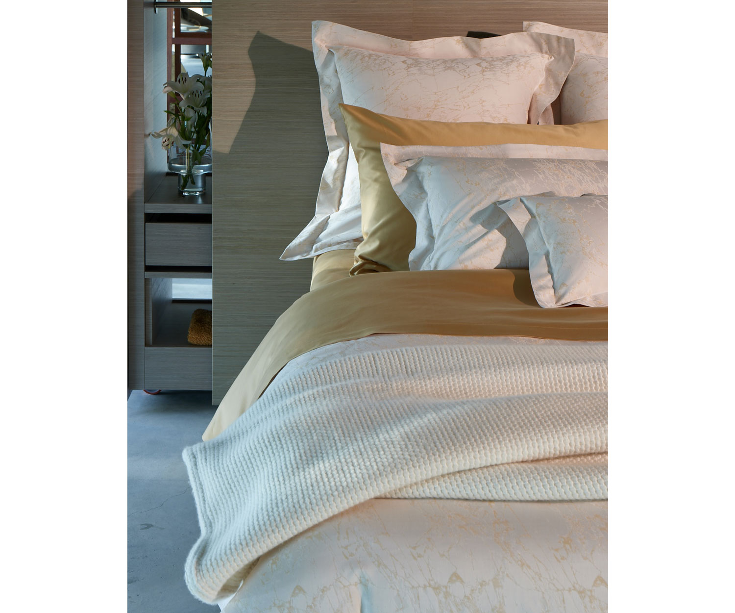 Celso_de_Lemos_Plaid_Himalaya_Lifestyle Cashmere plaid HIMALAYA by Celso de Lemos from Portugal